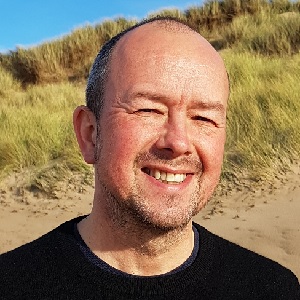 Alan Windram's headshot