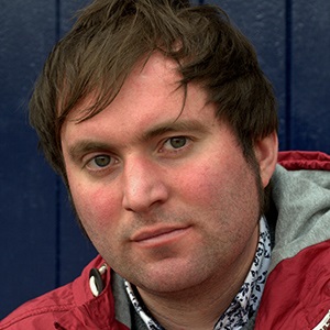 Daniel Gray's headshot