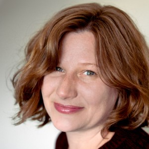 Eleanor Thom's headshot