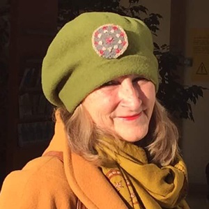 Claire Hewitt's headshot