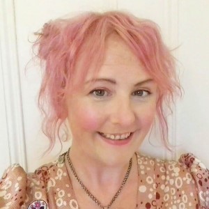 Lindsey Gardiner's headshot