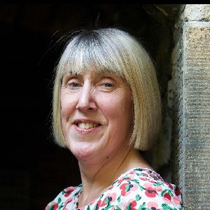 Gill Arbuthnott's headshot