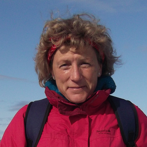 Lesley Harrison's headshot