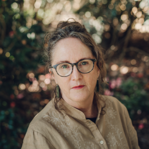 Lynn Davidson's headshot