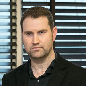 Gavin Bell's headshot