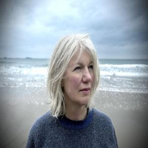 Liz MacWhirter's headshot