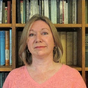 Morag Ann MacNeil's headshot