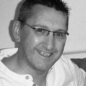 Stuart Reid's headshot