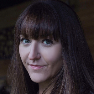 Lisa Ballantyne's headshot