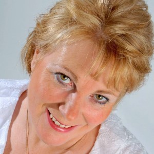 Lilian Ross's headshot