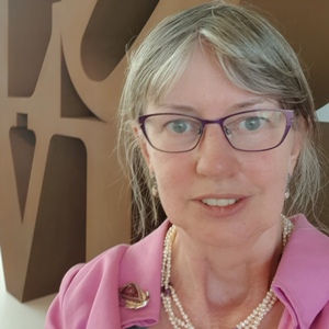 Hazel Cameron's headshot