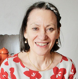 Anne Hunter's headshot