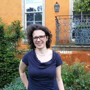 Kate Hendry's headshot