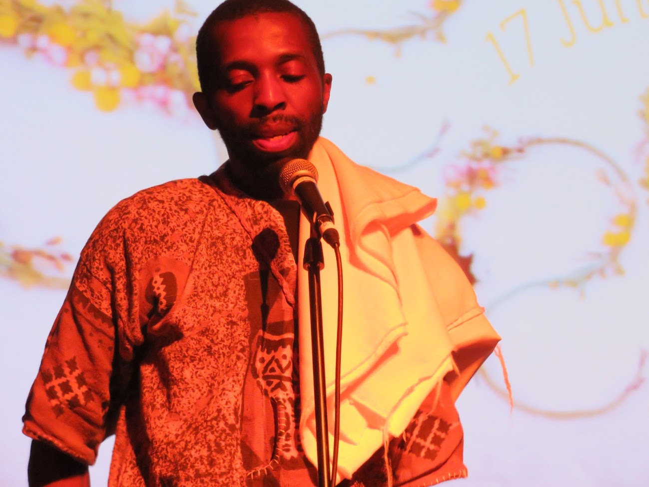 Tawona Sitholé's headshot