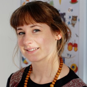 Esther Kent's headshot