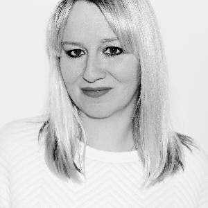 Lisa Gray's headshot