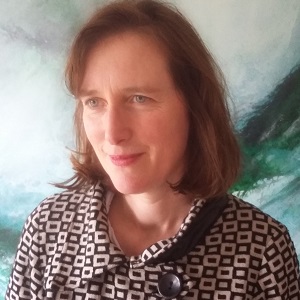 Liz Treacher's headshot