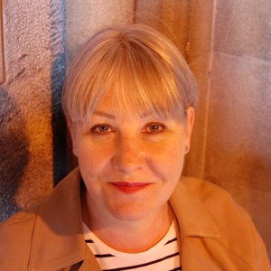 Sarah Smith's headshot