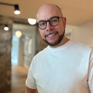 Kris Haddow's headshot