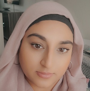 Safina Mazhar's headshot