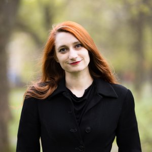 Lynsey May's headshot