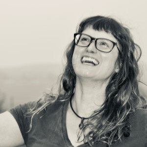 Elisabeth Liffy Kelly's headshot