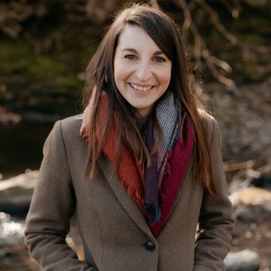 Rebecca Smith's headshot