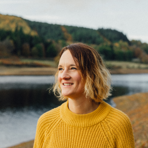 Genevieve Carver's headshot