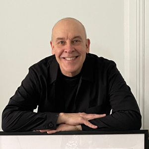 Allan Gaw's headshot