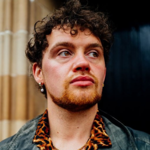 Michael Mullen's headshot